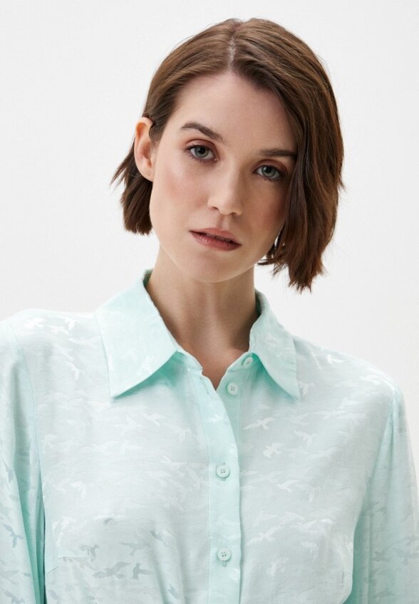 Блуза и галстук Elny