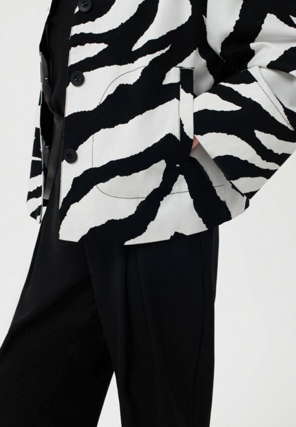 Ветровка GLVR