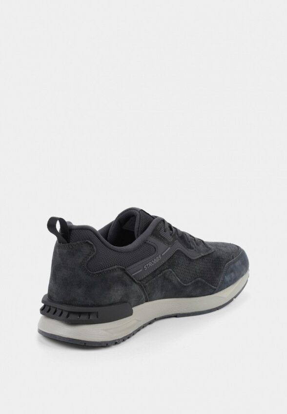 Кроссовки Strobbs