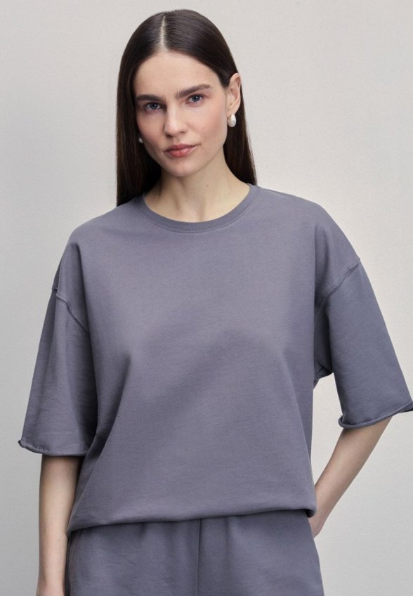 Футболка Zarina