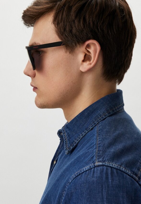 Очки солнцезащитные Hugo