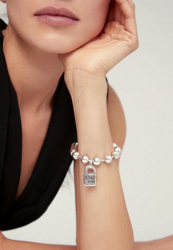 Браслет Unode50