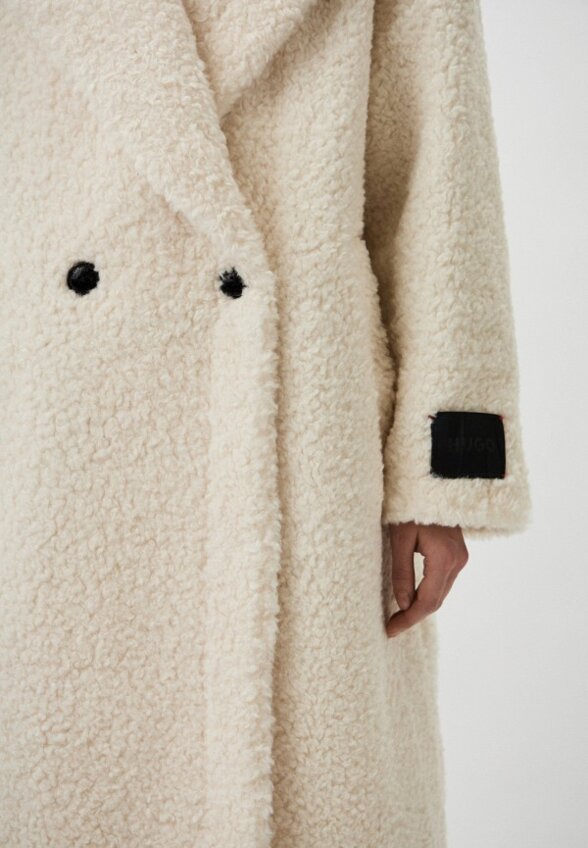 Пальто меховое Hugo