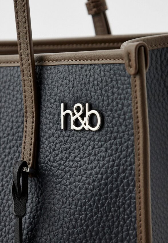 Сумка и брелок Harmont & Blaine