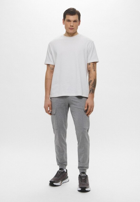 Брюки спортивные EA7