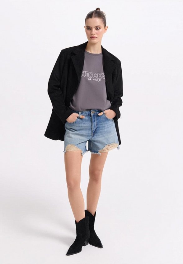 Шорты джинсовые Love Republic