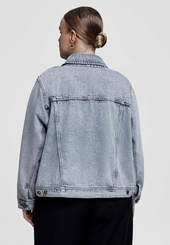 Куртка джинсовая Divno