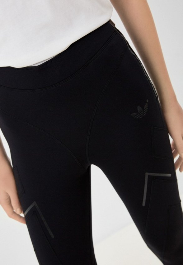 Брюки adidas Originals