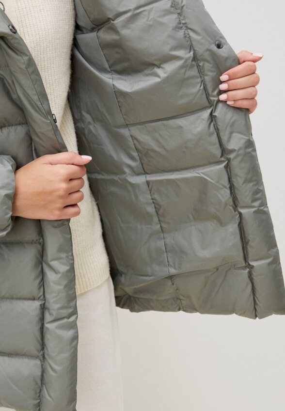 Пуховик Снежная Королева