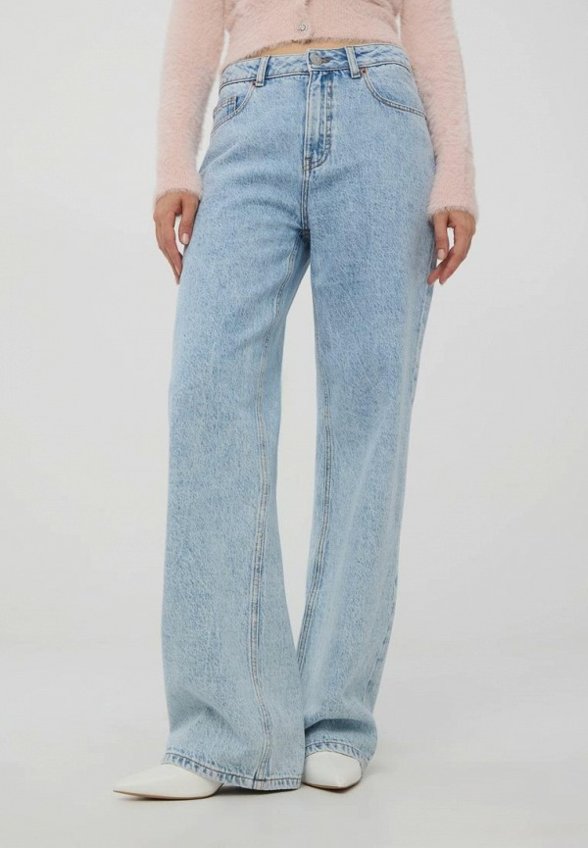 Джинсы Terranova