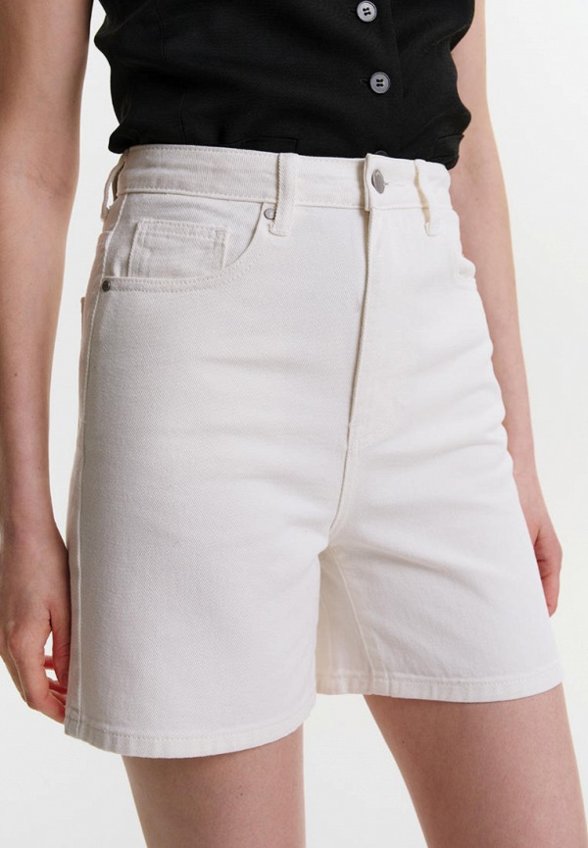 Шорты джинсовые Daisyknit