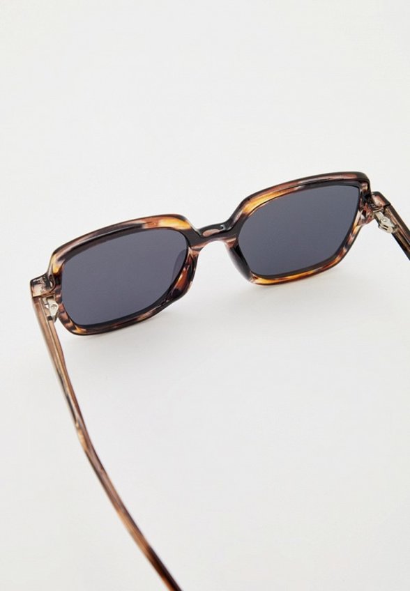 Очки солнцезащитные Vitacci