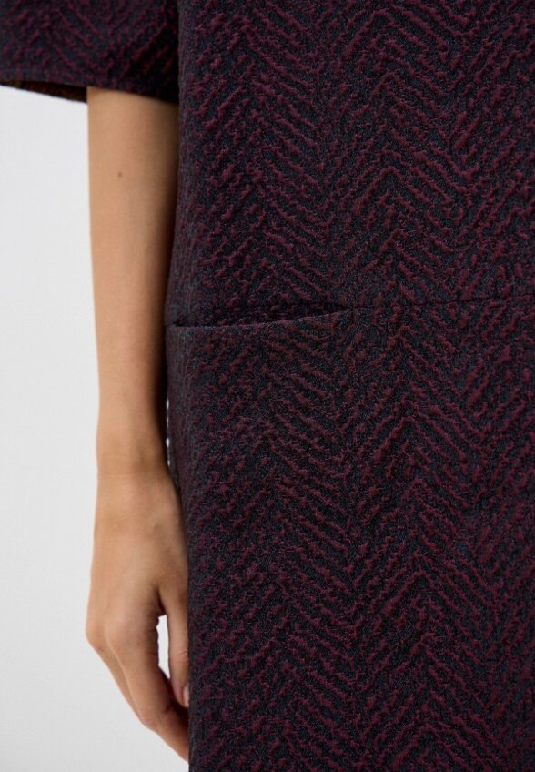 Платье MadaM T