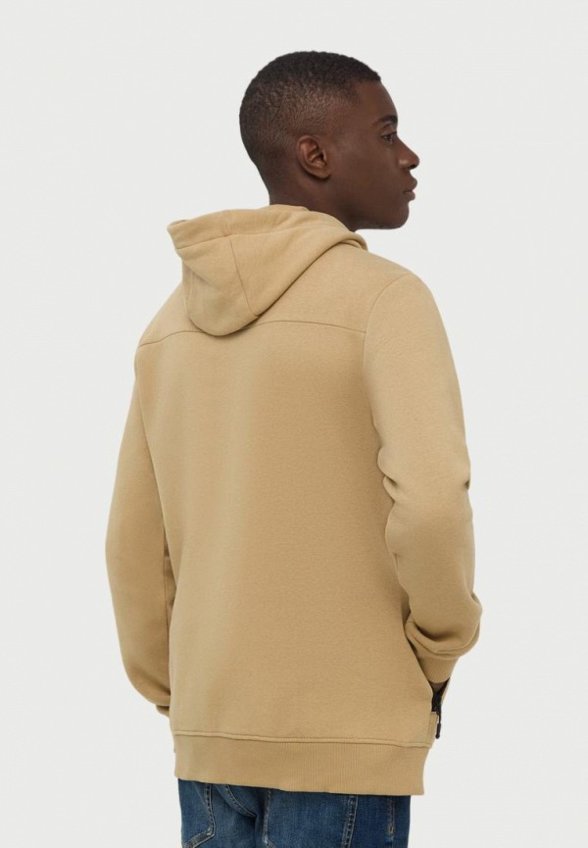 Толстовка Terranova