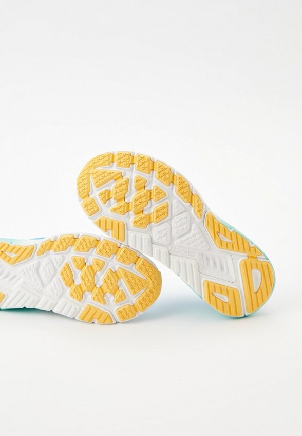 Кроссовки Hoka One One