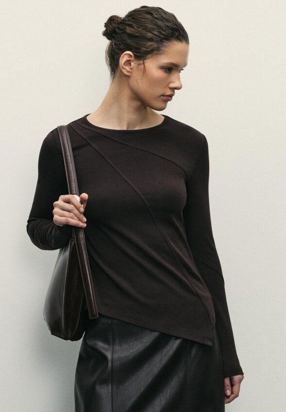 Лонгслив Zarina