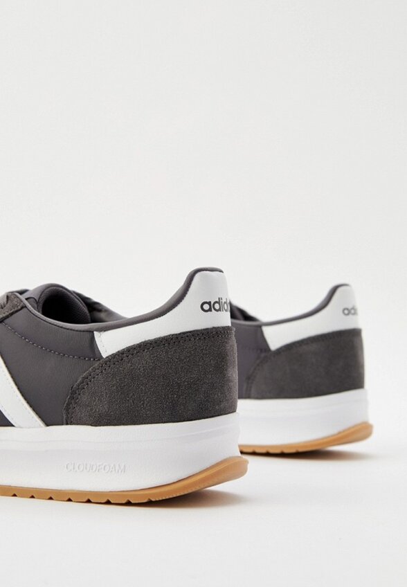 Кроссовки adidas