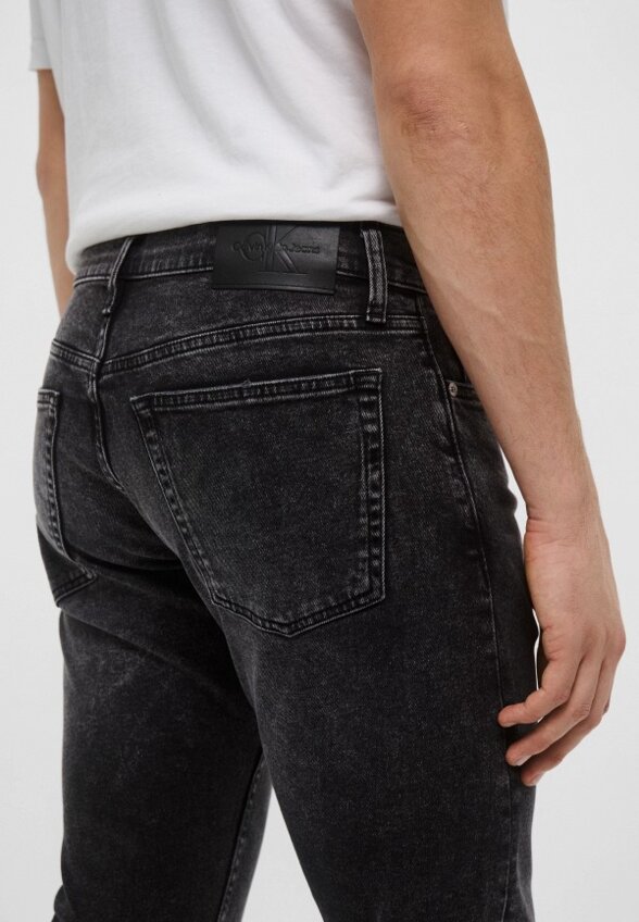 Джинсы Calvin Klein Jeans