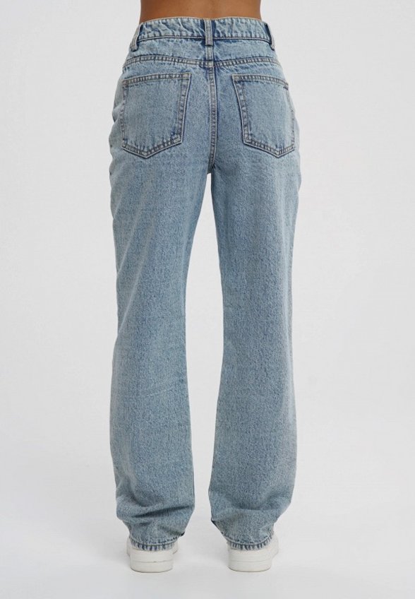 Джинсы Твое