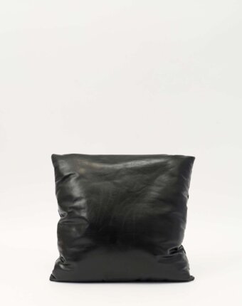 Bottega Veneta Pillow женщинам
