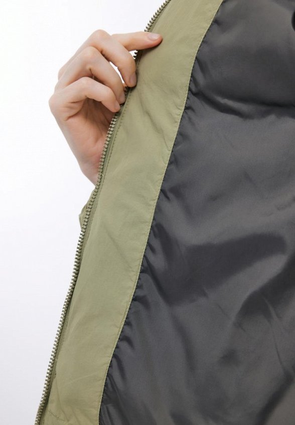 Куртка утепленная Baon