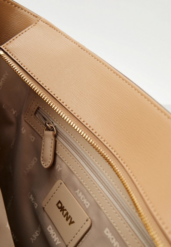 Сумка DKNY