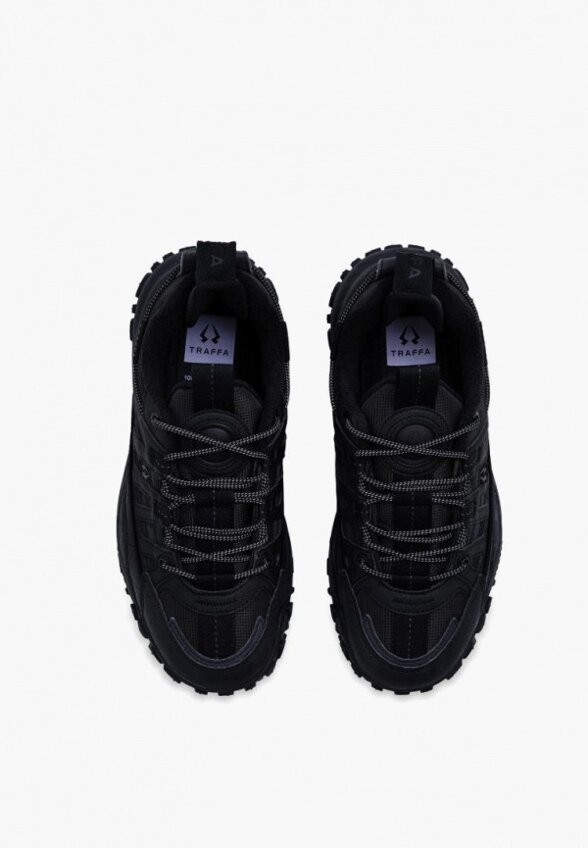 Кроссовки Traffa