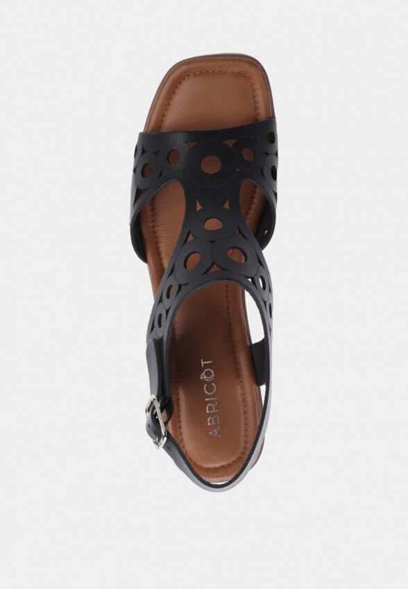 Босоножки Abricot