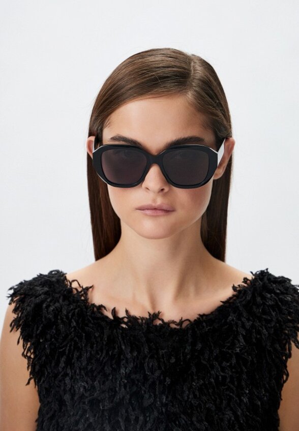 Очки солнцезащитные Givenchy