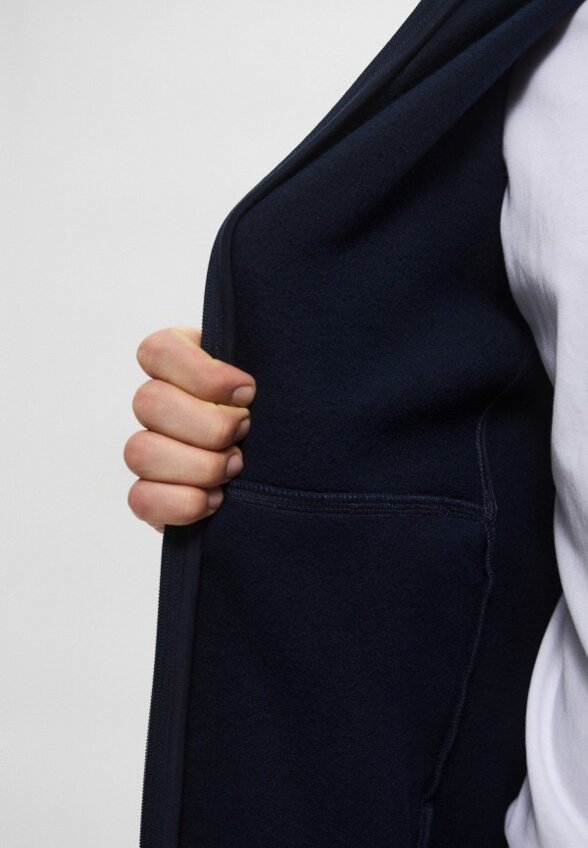 Костюм спортивный EA7