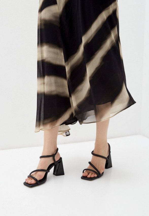 Босоножки Corso Como