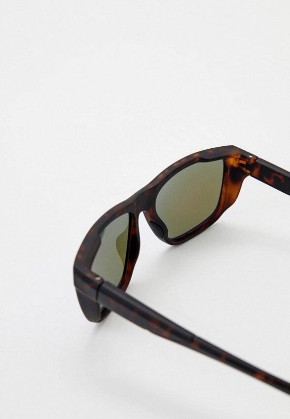 Очки солнцезащитные Brenda