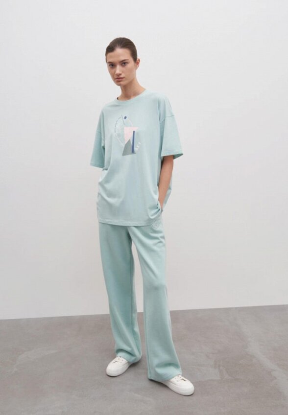 Футболка Finn Flare