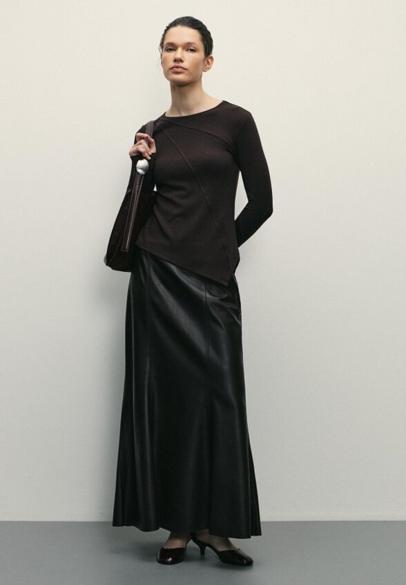 Лонгслив Zarina