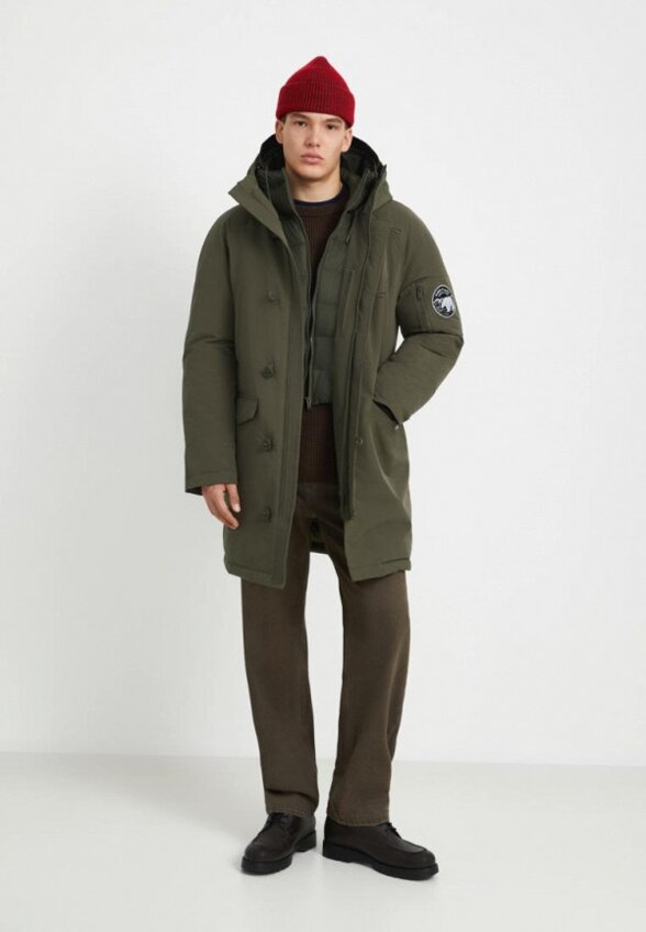 Пуховик Finn Flare