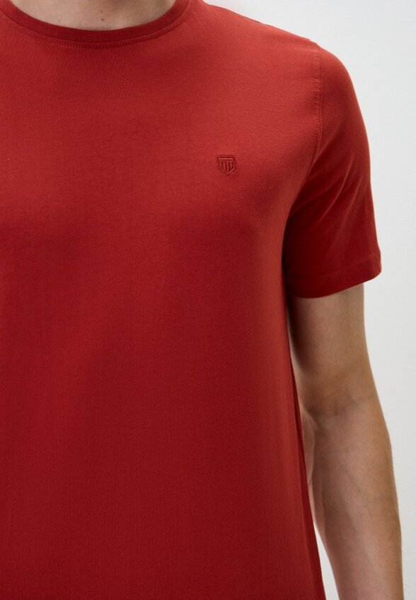 Футболка Basefield