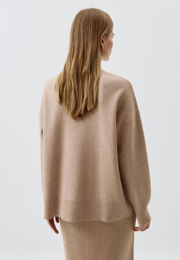 Свитер Sela