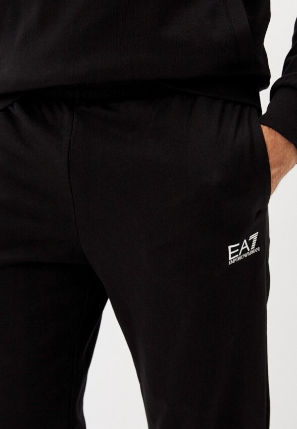 Костюм спортивный EA7