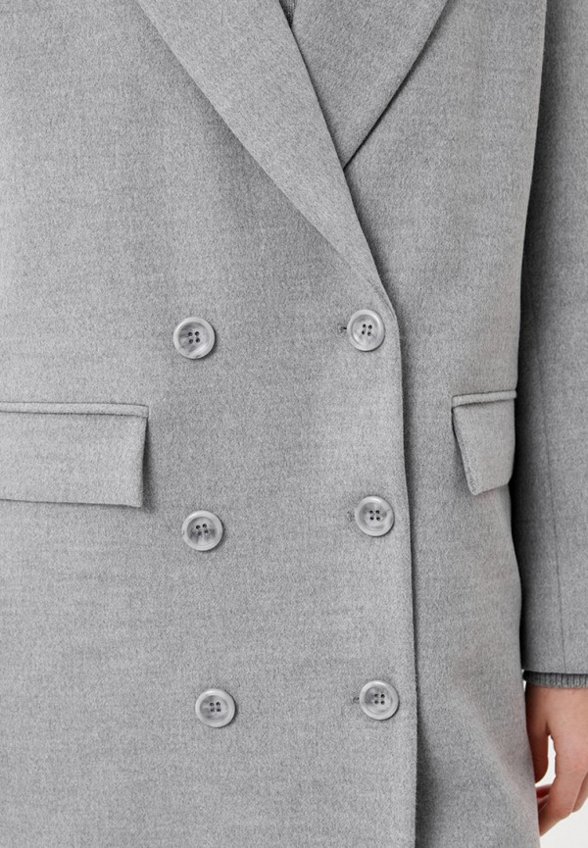 Пальто двубортное Bstatement