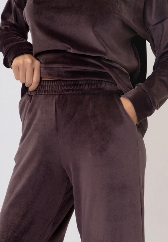 Костюм спортивный Nila