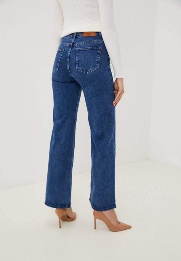 Джинсы Vitacci