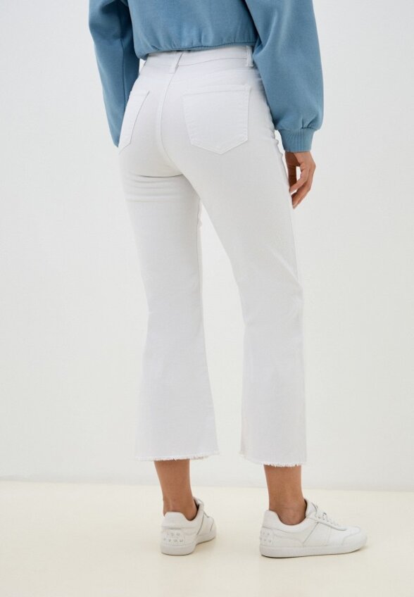 Джинсы Terranova