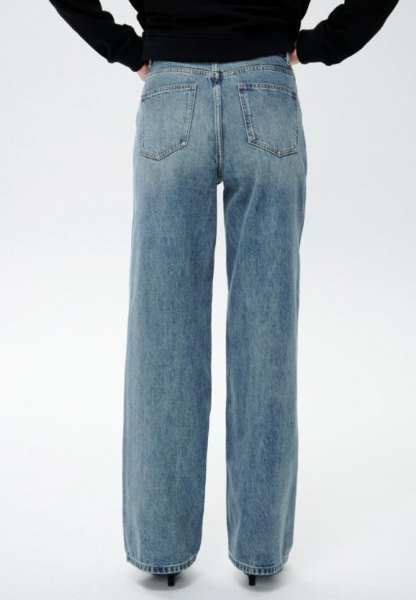 Джинсы Daisyknit