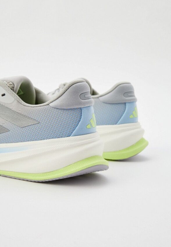 Кроссовки adidas