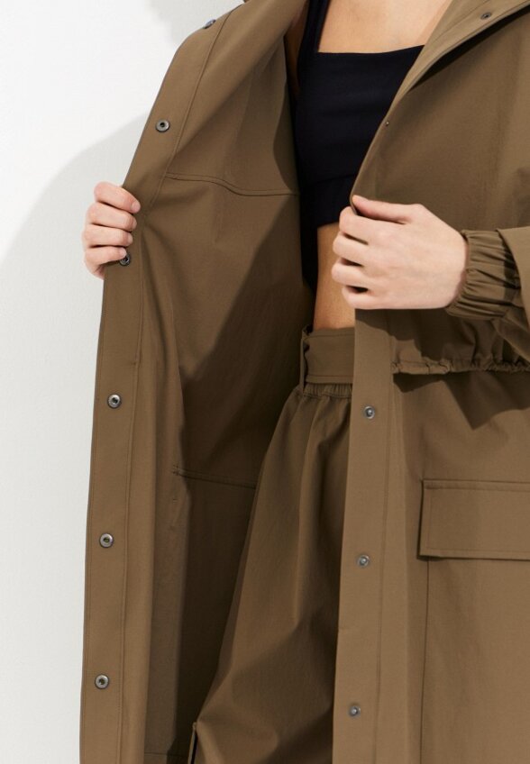 Плащ Heroine Sport