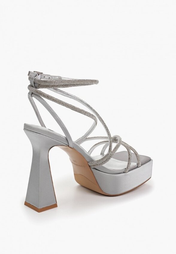 Босоножки Evigi