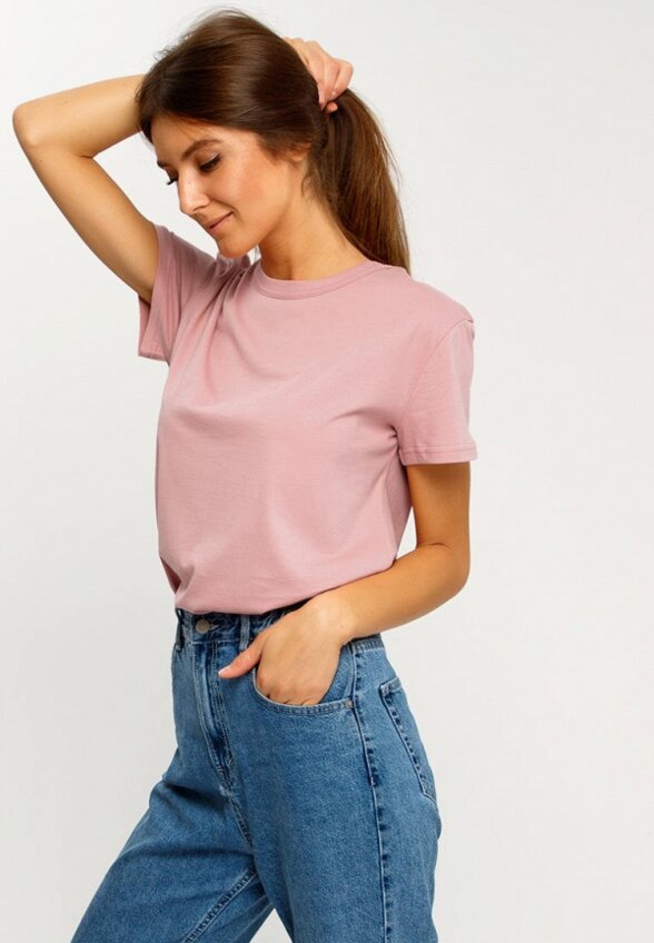 Футболка Апрель