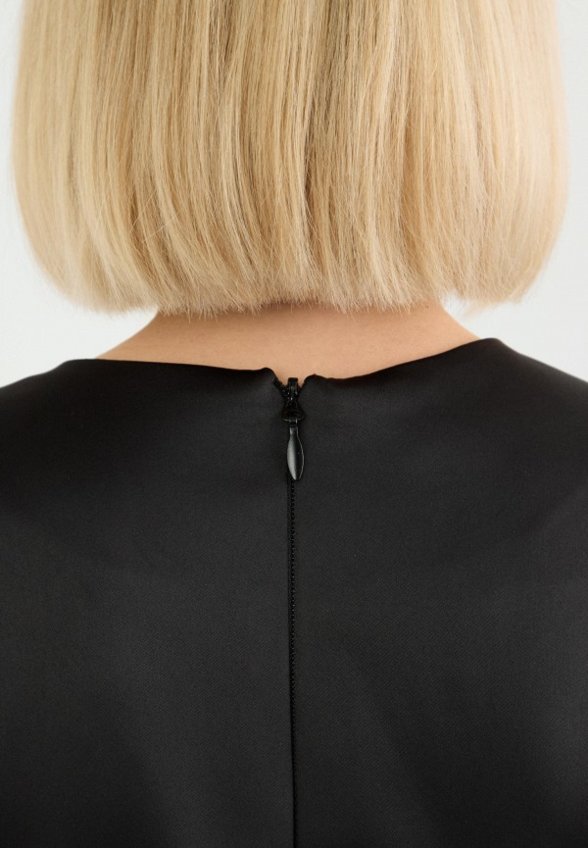 Платье Vestiri