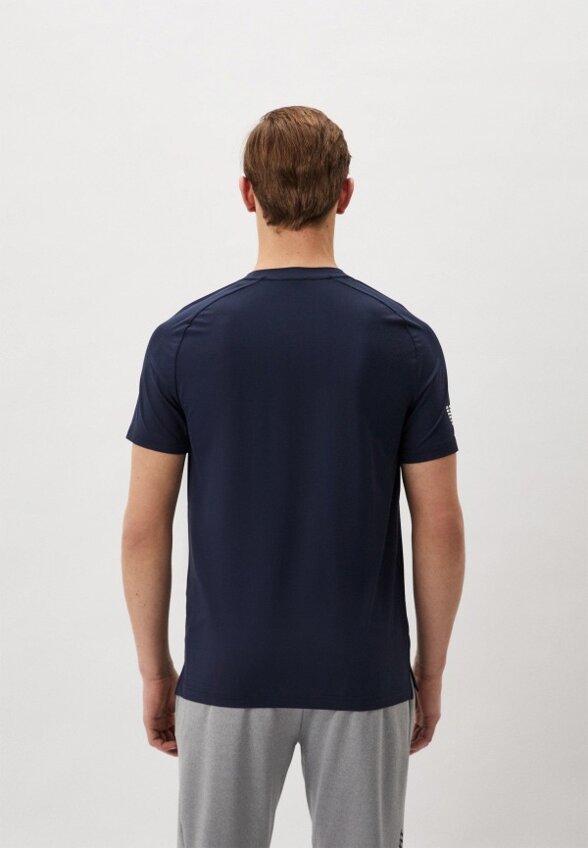 Футболка спортивная EA7