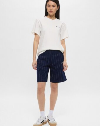 Футболка adidas Originals женщинам